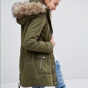 Hollister Jackets & Coats - NEW HOLLISTER COAT Hollister Jackets & Coats - NEW HOLLISTER COAT